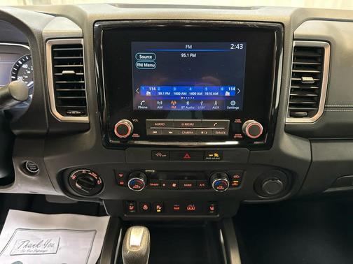 2023 Nissan Frontier SV