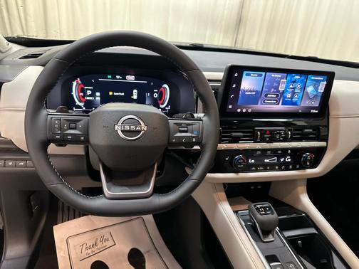 Super Black 2026 Nissan Pathfinder SL