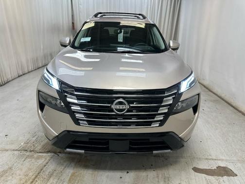 Champagne Silver 2026 Nissan Rogue Platinum