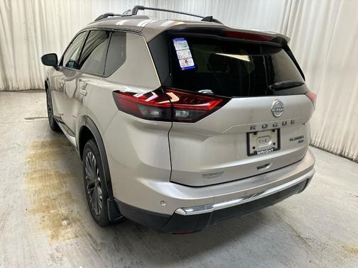 Champagne Silver 2026 Nissan Rogue Platinum