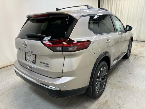 Champagne Silver 2026 Nissan Rogue Platinum