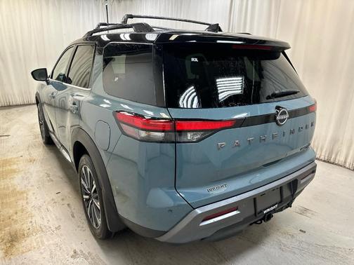 2t Teal Blk Rf 2026 Nissan Pathfinder Platinum