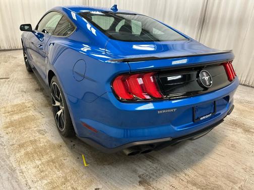 2020 Ford Mustang EcoBoost