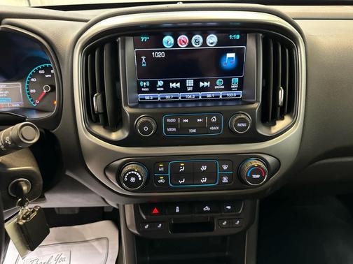 2017 Chevrolet Colorado LT
