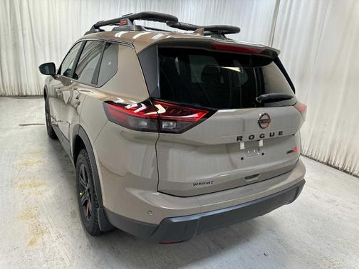 2025 Nissan Rogue Rock Creek