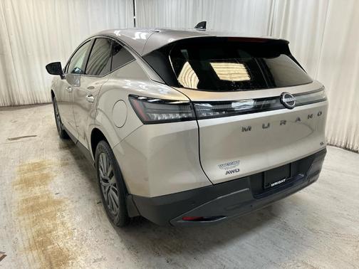 Champagne Silve 2026 Nissan Murano SL