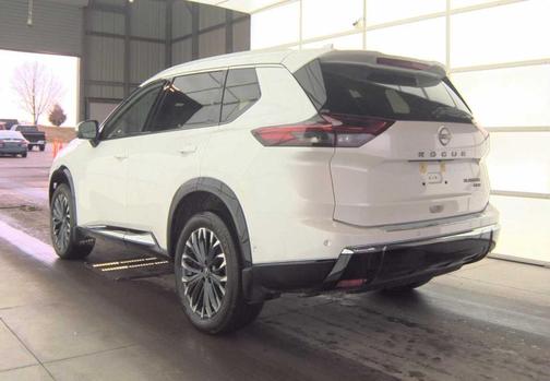 2025 Nissan Rogue Platinum