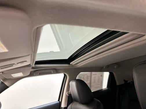 2012 Nissan Juke SL