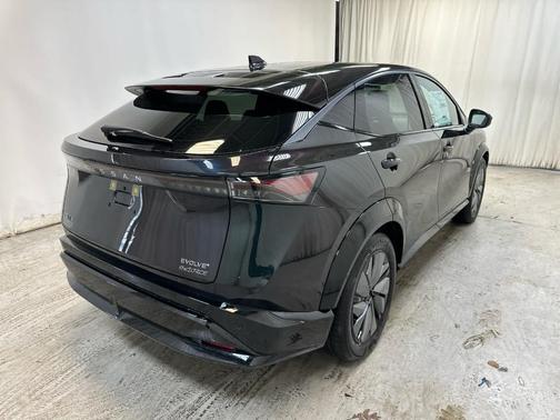2025 Nissan ARIYA EVOLVE+