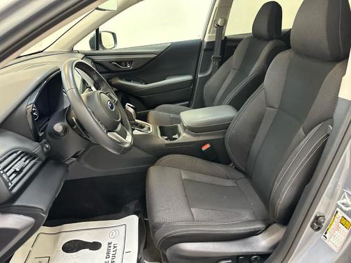 Ice Silver Metallic 2024 Subaru Outback Premium