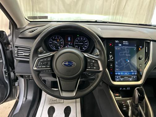 Ice Silver Metallic 2024 Subaru Outback Premium