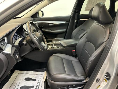 2019 INFINITI QX50 Luxe