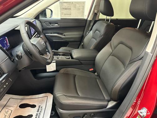 Scarlet Ember 2026 Nissan Pathfinder SL
