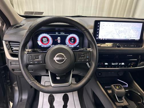 2024 Nissan Rogue SL