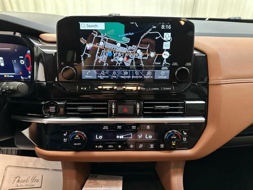 2025 Nissan Pathfinder Platinum