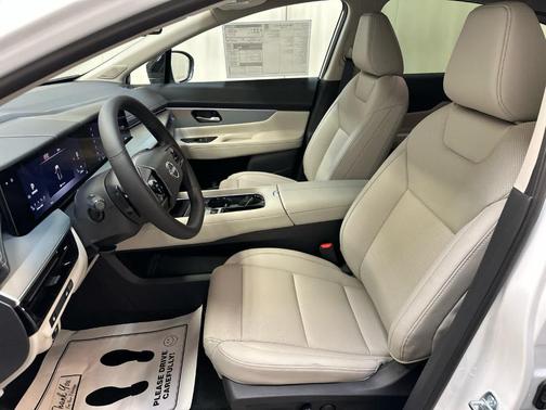 Everest White P 2026 Nissan Murano SL
