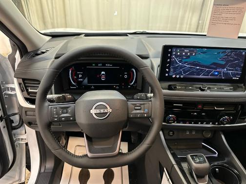 2025 Nissan Rogue SL