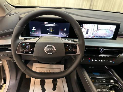 Champagne Silve 2026 Nissan Murano Platinum