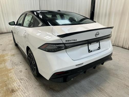 Aspen White Tricoat 2026 Nissan Sentra SR