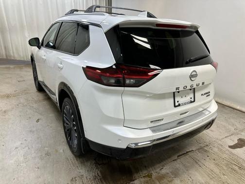 Pearl 2025 Nissan Rogue Platinum