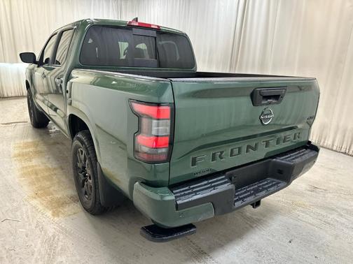 Green 2026 Nissan Frontier SV