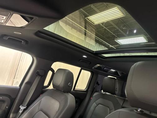 Santorini Black 2023 Land Rover Defender 110 X-Dynamic SE