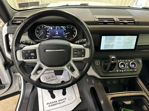 Fuji White 2023 Land Rover Defender 110 SE