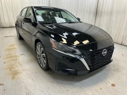2024 Nissan Altima 2.5 SL