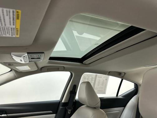 2024 Nissan Altima 2.5 SL