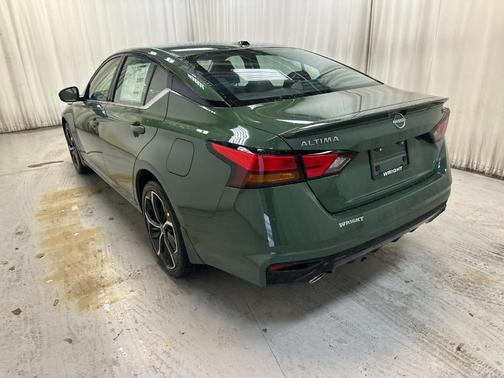 Tactical Green Metallic 2026 Nissan Altima SR