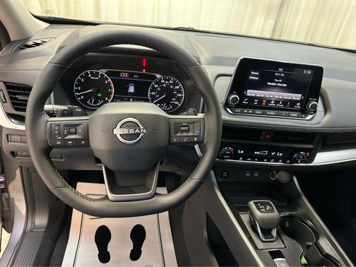 Gun Metallic 2026 Nissan Rogue SV