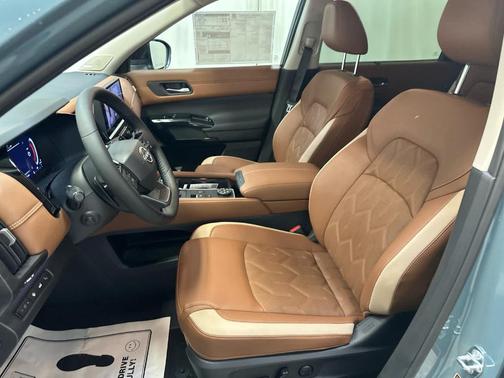 Baltic Teal 2026 Nissan Pathfinder Platinum