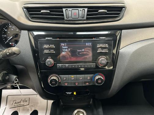 Palatial Ruby 2018 Nissan Rogue Sport S
