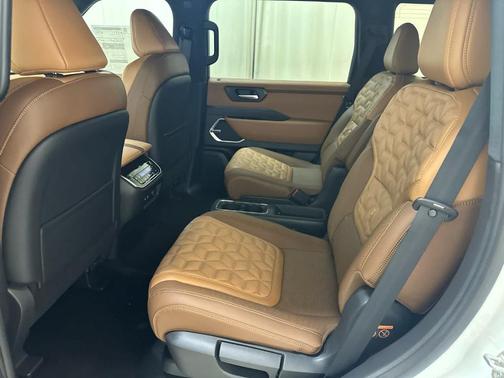 Pearl 2026 Nissan Armada Platinum Reserve