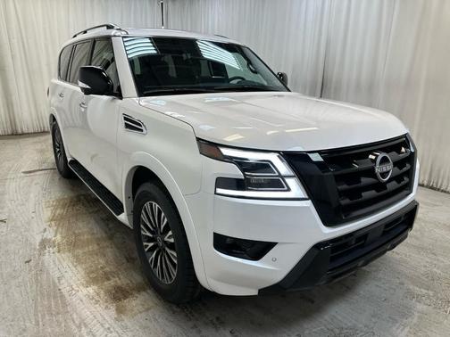 Aspen White Tricoat 2024 Nissan Armada SL