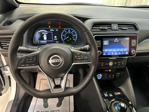 2025 Nissan Leaf SV PLUS