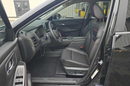 Black 2025 Nissan Rogue Rock Creek