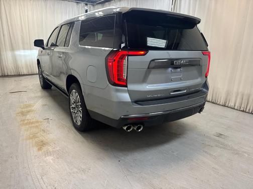 2024 GMC Yukon XL Denali Ultimate