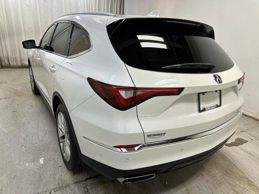2022 Acura MDX Advance