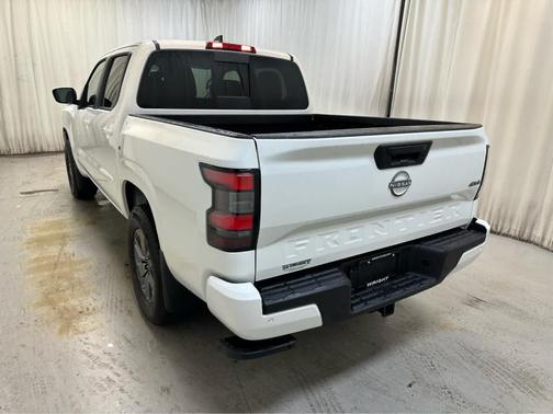 Glacier White 2026 Nissan Frontier SV