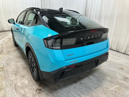 2026 Nissan Leaf PLAT+