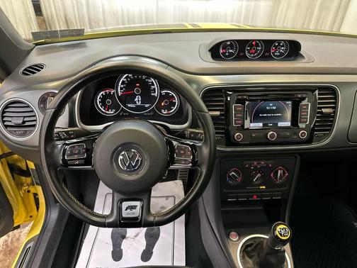 2014 Volkswagen Beetle 2.0T Turbo GSR