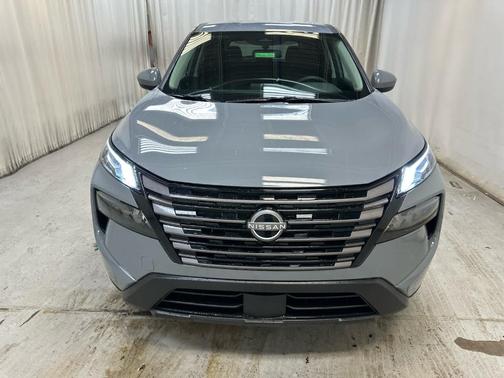 Boulder Gray Metallic 2026 Nissan Rogue SV