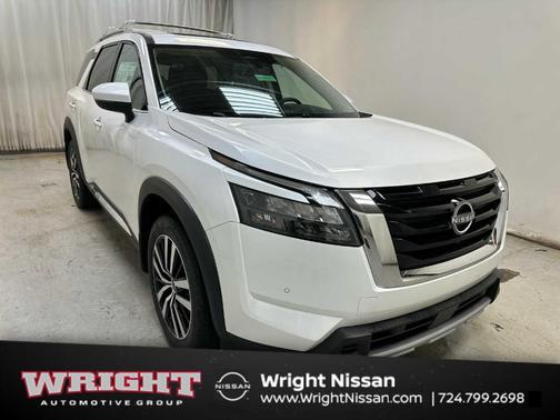 2025 Nissan Pathfinder Platinum