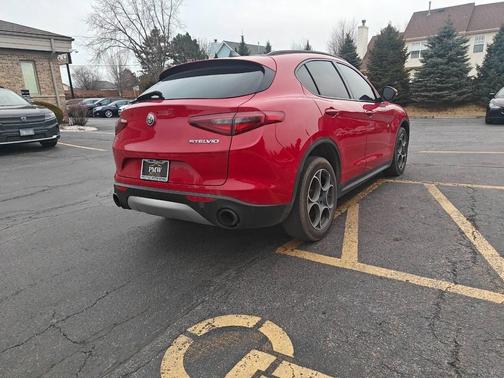 2018 Alfa Romeo Stelvio Sport