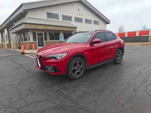 2018 Alfa Romeo Stelvio Sport