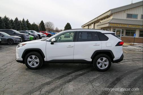 2021 Toyota RAV4 XLE