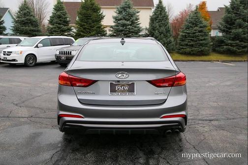 2018 Hyundai ELANTRA Sport