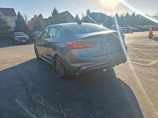 2018 Hyundai ELANTRA Sport