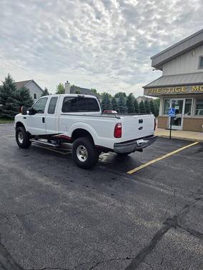 2004 Ford F-350 XL Crew Cab